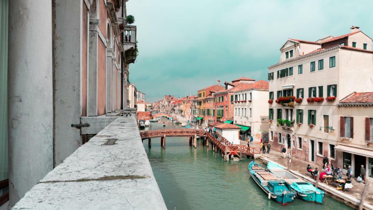 Luxury Balcony Apartment Venecia Exterior foto
