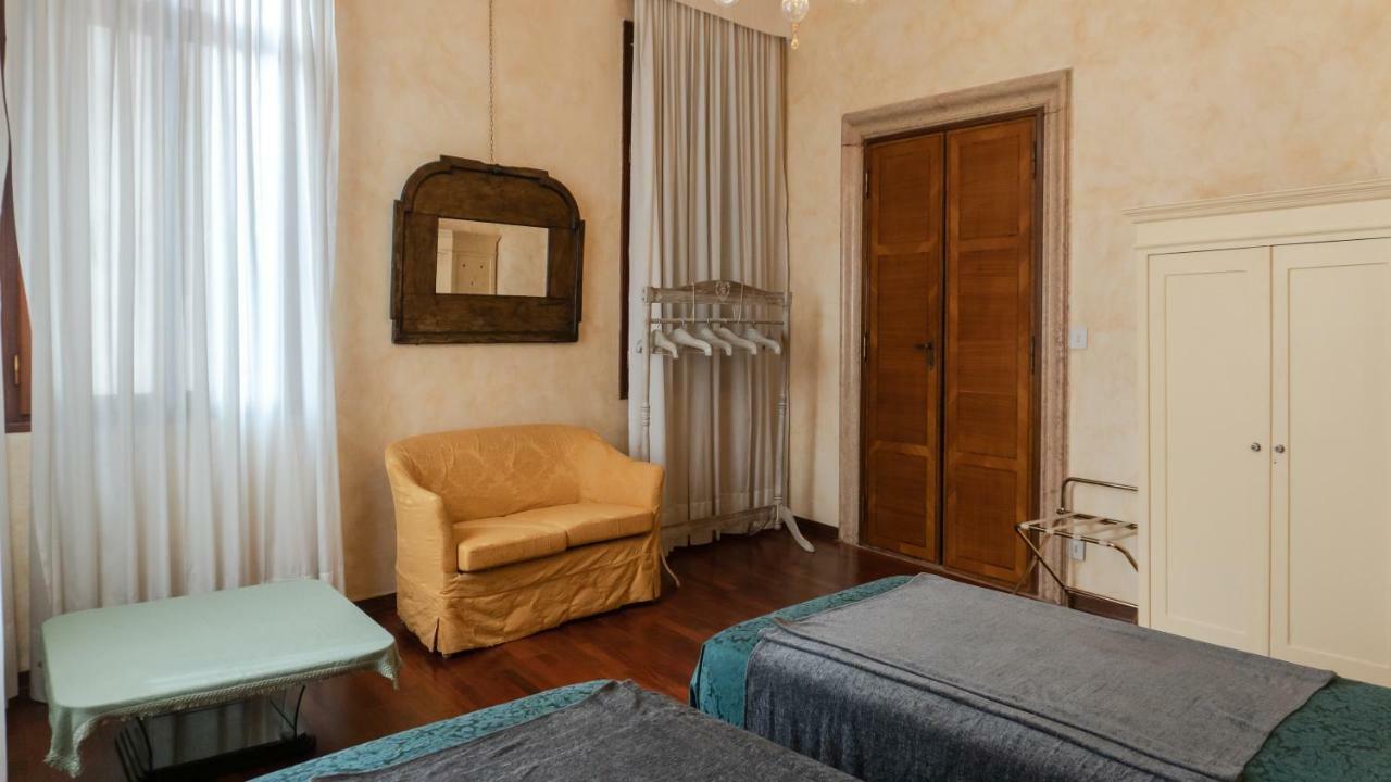 Luxury Balcony Apartment Venecia Exterior foto